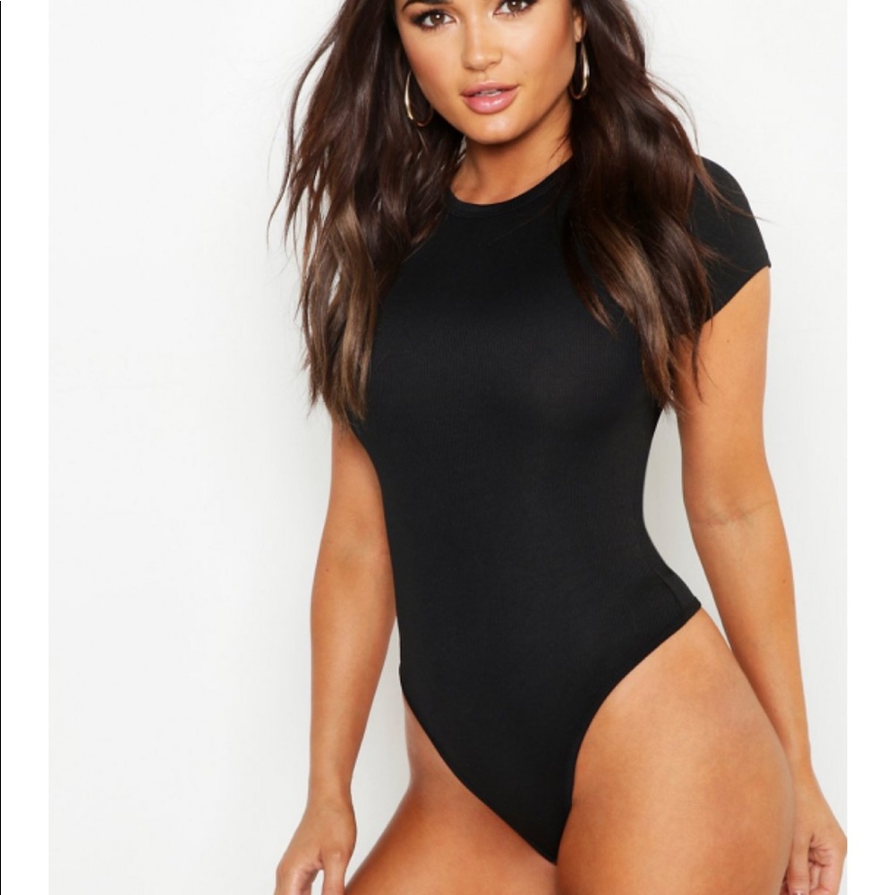 BOOHOO bodysuit💙